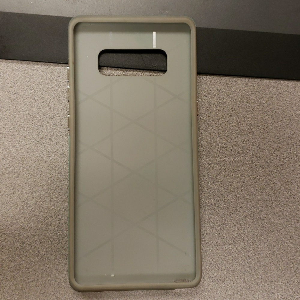 Phone cases - Picture 8 of 8